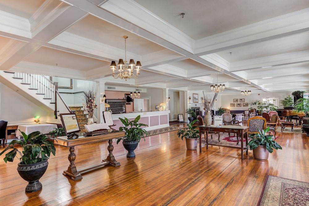 Lakeside Inn On Lake Dora เมาท์ดอรา ภายนอก รูปภาพ