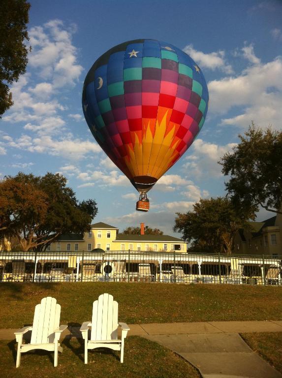 Lakeside Inn On Lake Dora เมาท์ดอรา ภายนอก รูปภาพ